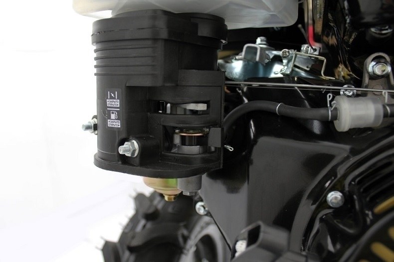 Мотоблок бензиновый  Huter MK-17000P с комплектом фрез