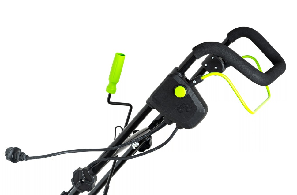 Снегоуборщик электрический  GREENWORKS SN2300